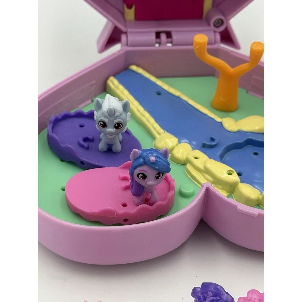 My Little Pony Mini World Magic Heart Carry Case Playset w/ 2 Pony‎ Figures &